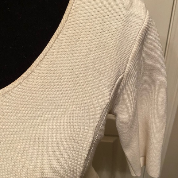 BCBGMAXAZRIA BCBG Cream peplum sweater top. SzM - Picture 3 of 8